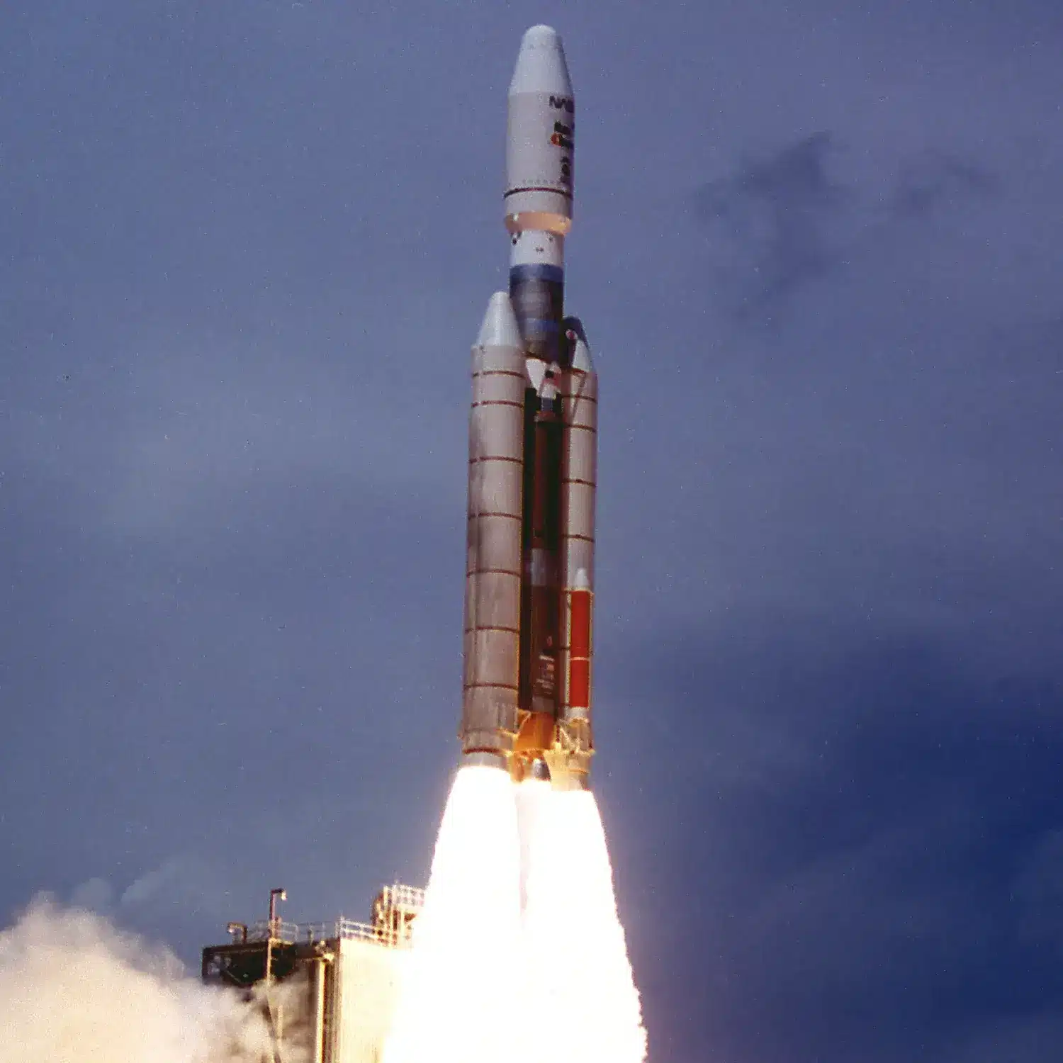 communication-satellite-orbiting-earth-3d-model